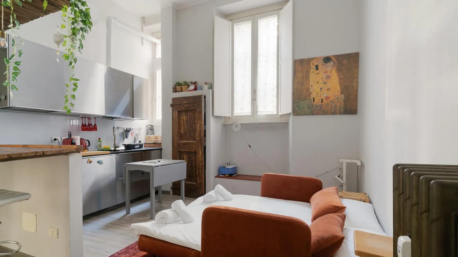 Isola - Garibaldi - Ampio Bilocale Moderno Apartment Milan