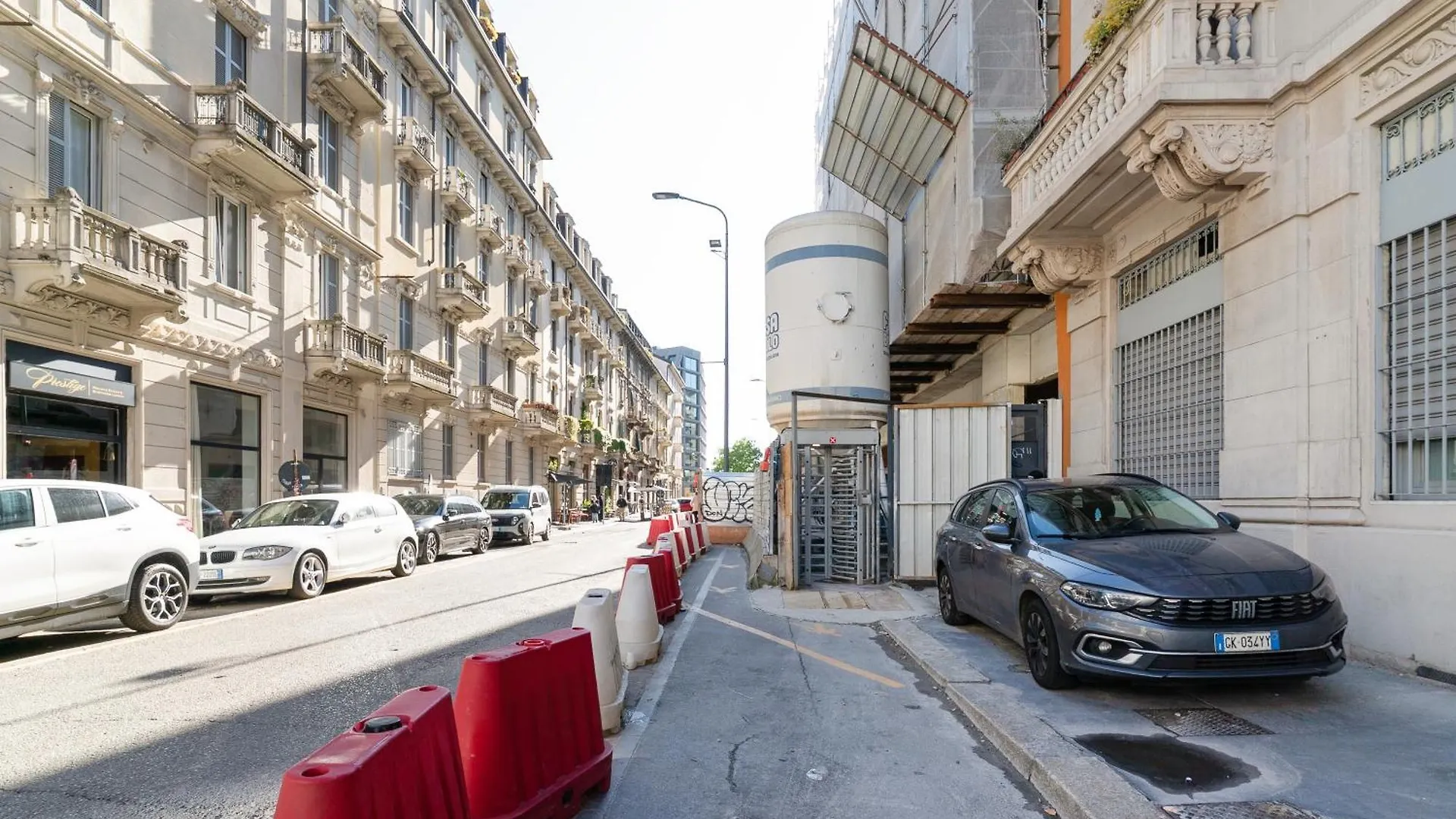 Isola - Garibaldi - Ampio Bilocale Moderno Apartment Milan