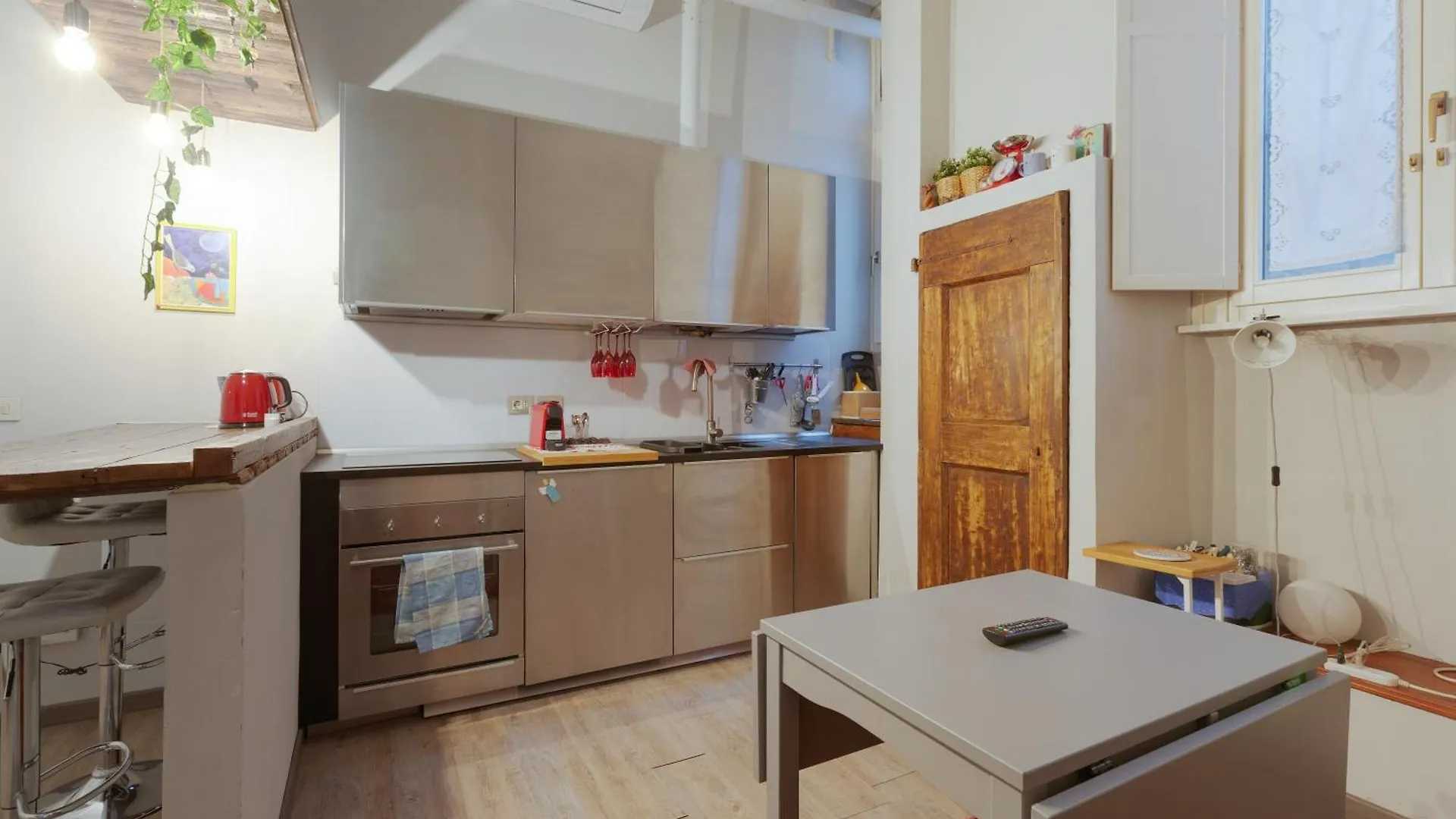 Isola - Garibaldi - Ampio Bilocale Moderno Apartment Milan