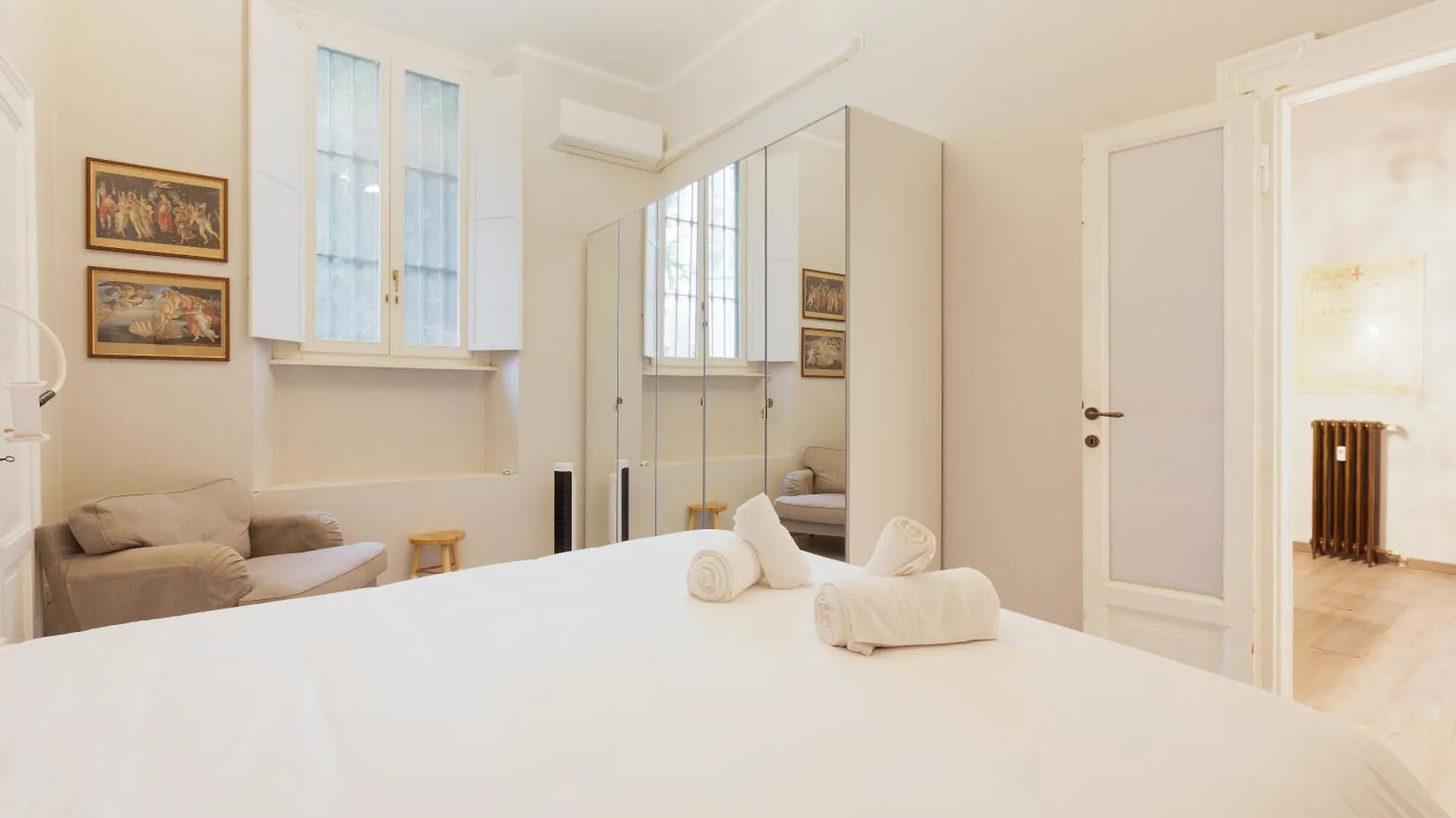Isola - Garibaldi - Ampio Bilocale Moderno Apartment Milan